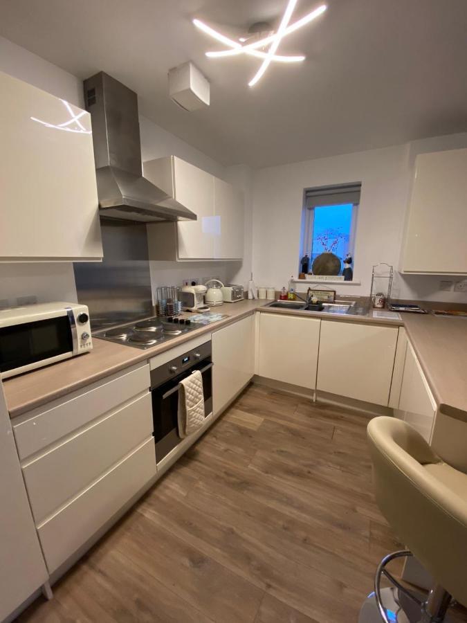 Luxury Riverside 2 Bedroomed Apartment With Balcony Newport (Gwent) Exterior foto