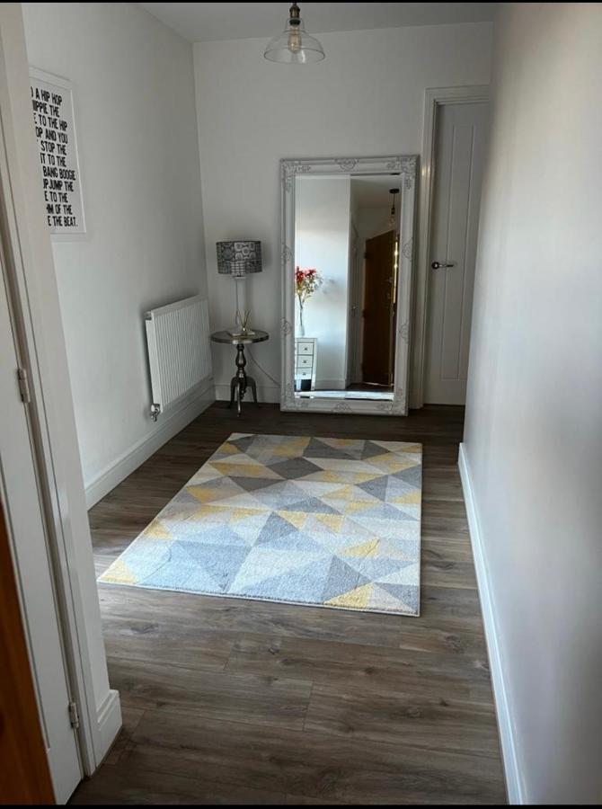 Luxury Riverside 2 Bedroomed Apartment With Balcony Newport (Gwent) Exterior foto