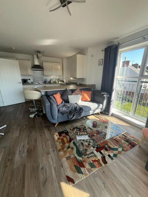 Luxury Riverside 2 Bedroomed Apartment With Balcony Newport (Gwent) Exterior foto